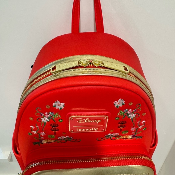 RARE Loungefly Mulan Backpack Disney Embroidered NWT - Picture 4 of 10